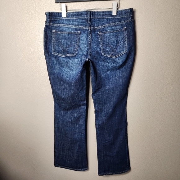 Gap Womens Premium Dark Wash Denim Low Rise Bootcut Jeans-Size 14/32 - Picture 5 of 9